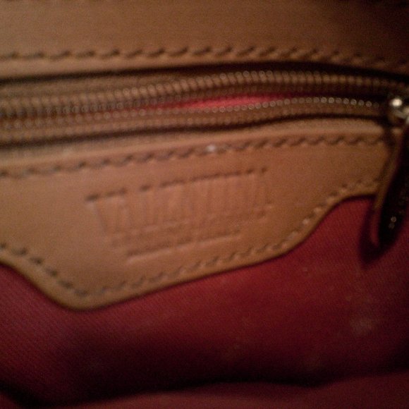 Made In Italy Leather Triple Zip Compartments Crossbody - Picture 6 of 8